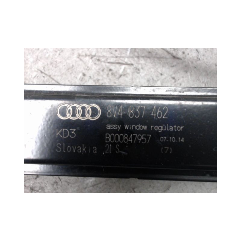 MECANISME+MOTEUR LEVE-GLACE AVANT DROIT AUDI A3 SPORTBACK