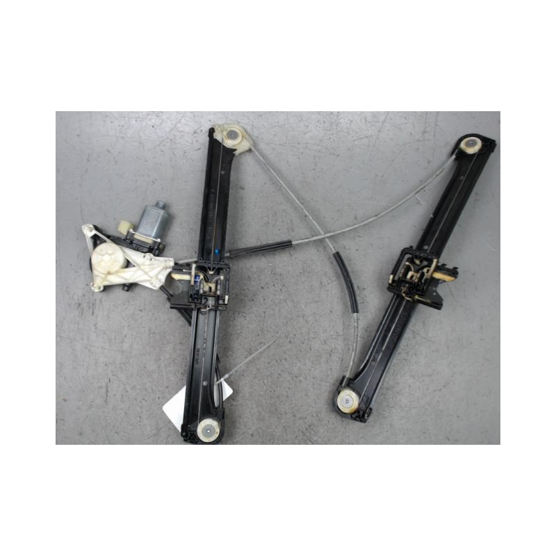 MECANISME+MOTEUR LEVE-GLACE AVANT GAUCHE AUDI A3 SPORTBACK