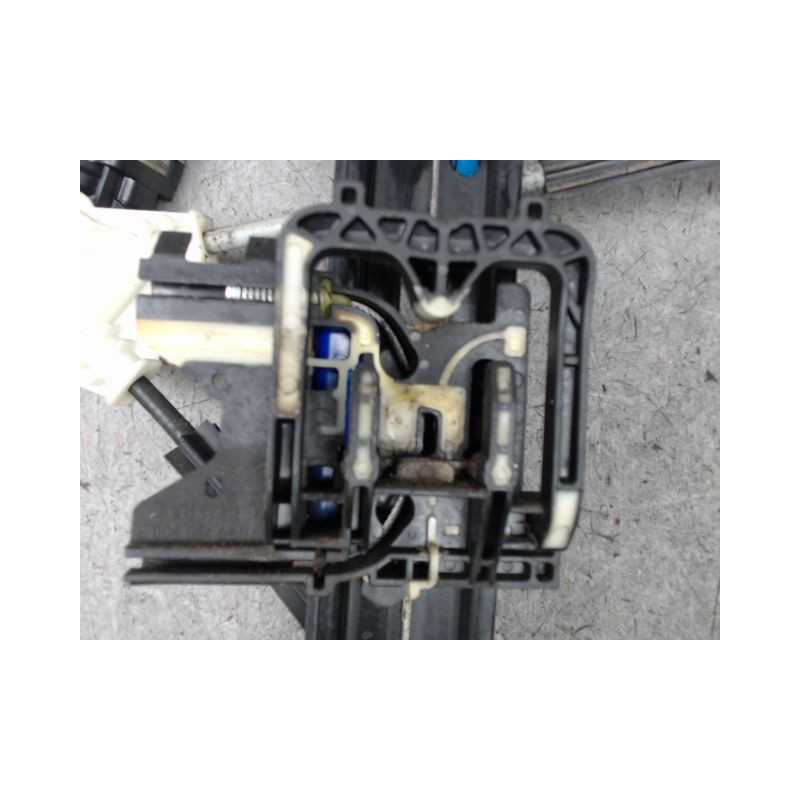 MECANISME+MOTEUR LEVE-GLACE AVANT GAUCHE AUDI A3 SPORTBACK