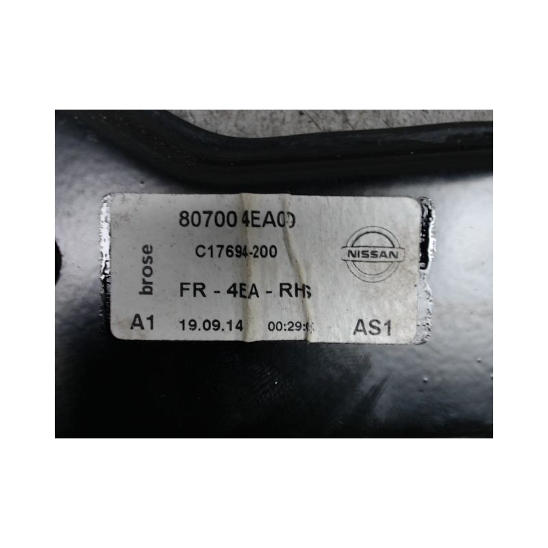 MECANISME+MOTEUR LEVE-GLACE AVANT DROIT NISSAN QASHQAI