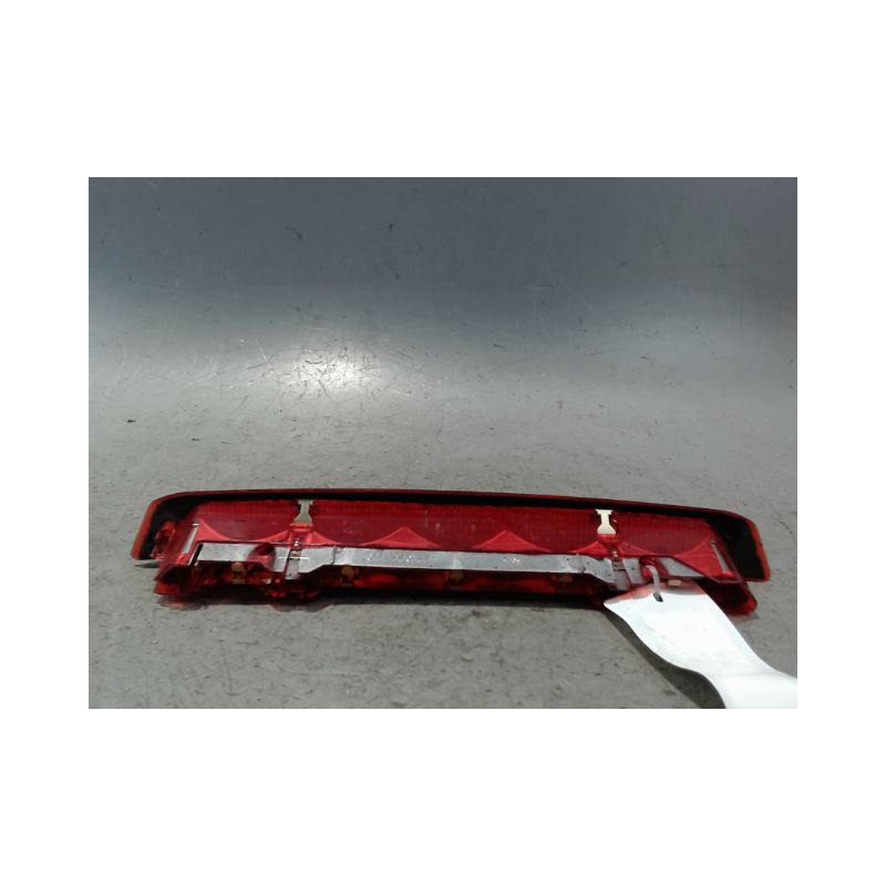 FEUX STOP SUPPLEMENTAIRE FORD C-MAX