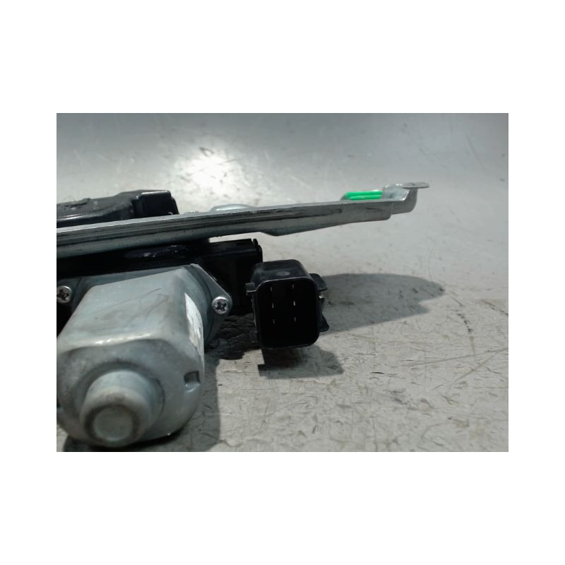 MECANISME+MOTEUR LEVE-GLACE ARRIERE DROIT FORD C-MAX