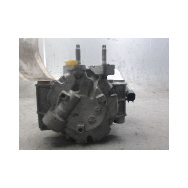 COMPRESSEUR AIR CONDITIONNE FORD FOCUS