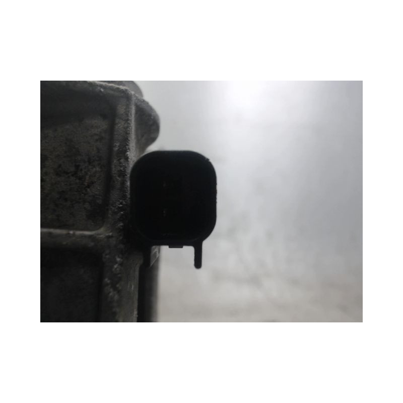 COMPRESSEUR AIR CONDITIONNE FORD FOCUS