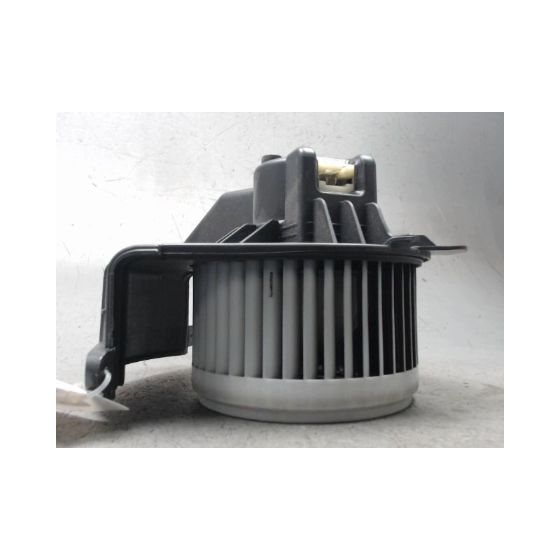 MOTEUR VENTILATEUR CHAUFFAGE RENAULT KANGOO