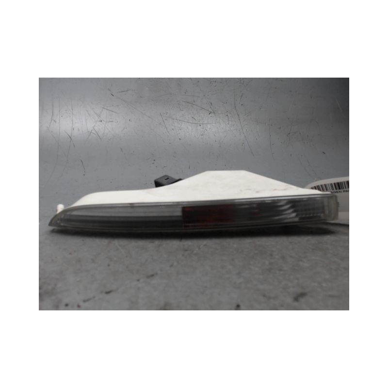 CLIGNOTANT DROIT VOLKSWAGEN PASSAT