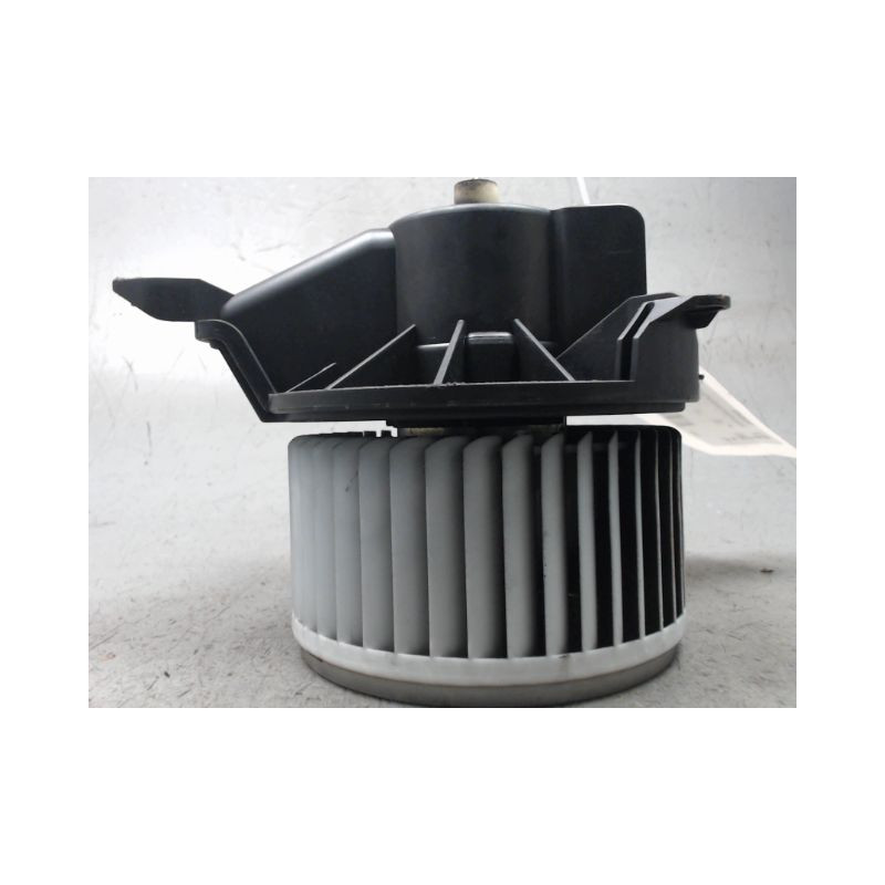 MOTEUR VENTILATEUR CHAUFFAGE FIAT PUNTO