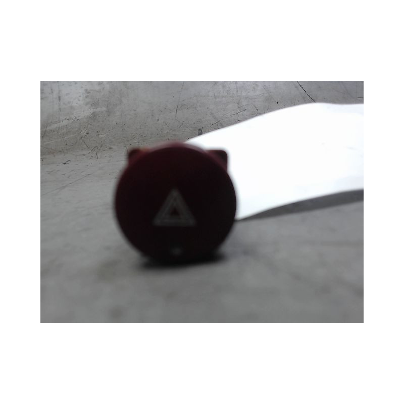 BOUTON DE WARNING CITROEN XSARA 2000-
