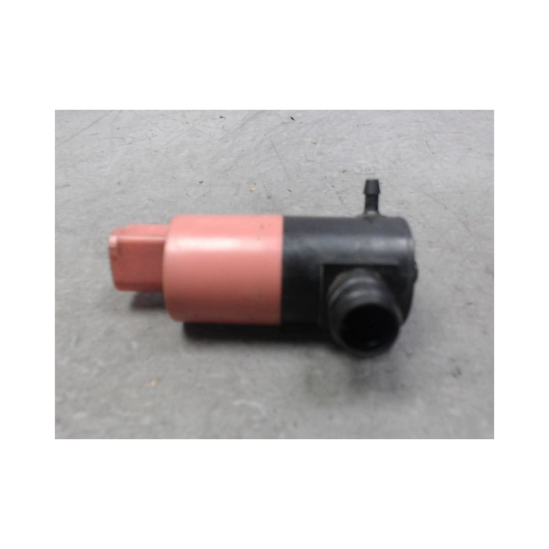 POMPE LAVE-GLACE AVANT TOYOTA YARIS 2005-
