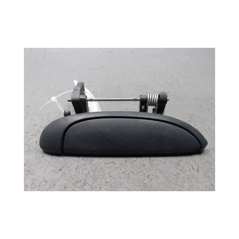 POIGNEE EXTERIEURE PORTE ARRIERE DROIT RENAULT CLIO II PH.1 98-2001