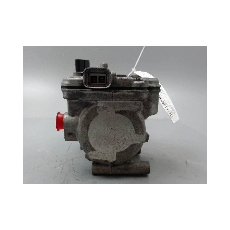 COMPRESSEUR AIR CONDITIONNE TOYOTA YARIS II Phase 2 2009-2011