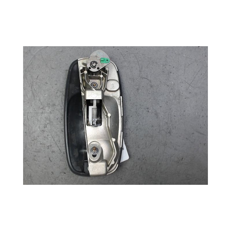 POIGNEE EXTERIEURE PORTE AVANT GAUCHE NISSAN PRIMASTAR