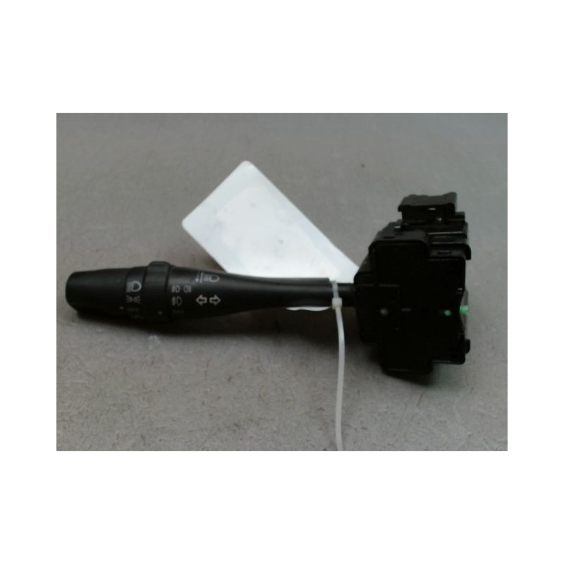COMMANDE ECLAIRAGE NISSAN PICK-UP PICKUP DBL.CAB. III Phase 2 2002-2006