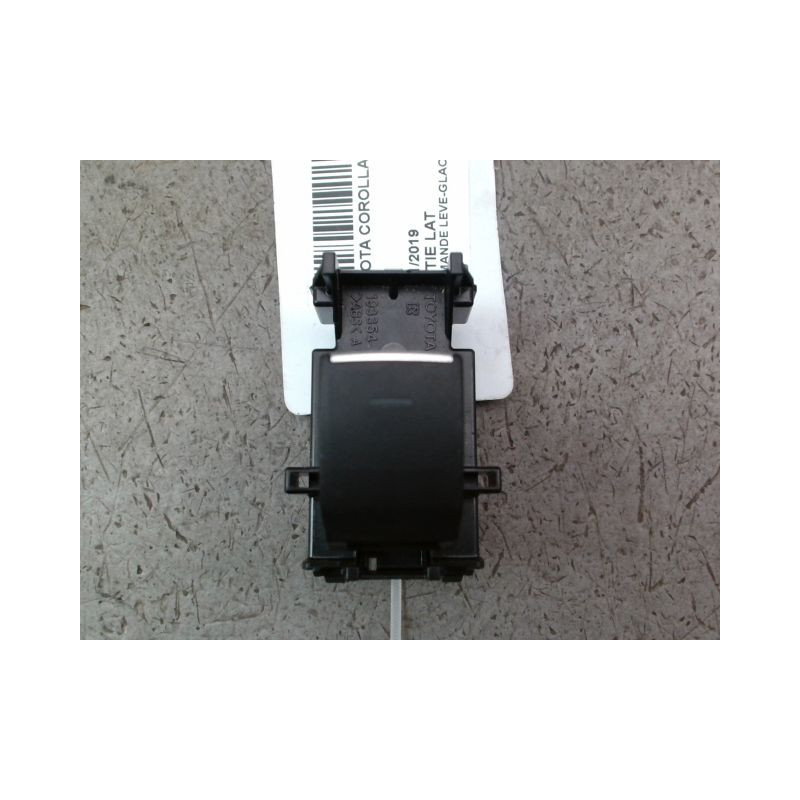 COMMANDE LEVE-GLACE PORTE AVD TOYOTA COROLLA