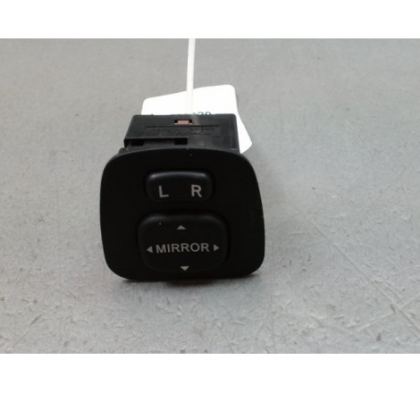 COMMANDE RETROVISSEUR EXT ELECTRIQUE
