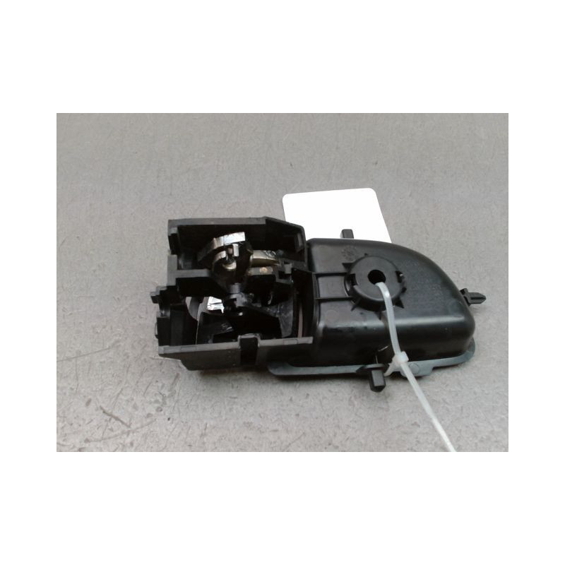 POIGNEE INTERIEURE PORTE AVANT GAUCHE TOYOTA AYGO 5P