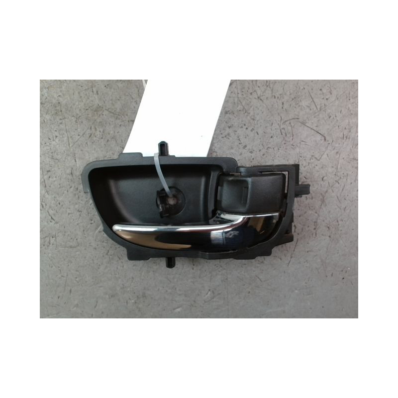POIGNEE INTERIEURE PORTE ARRIERE DROIT TOYOTA AYGO 5P