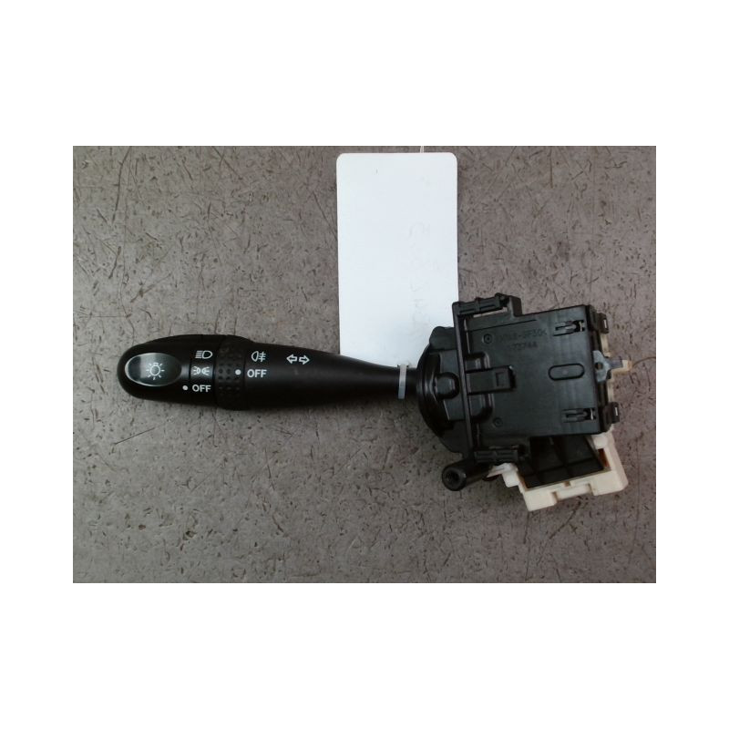 COMMANDE ECLAIRAGE SUZUKI SPLASH 2008-2012