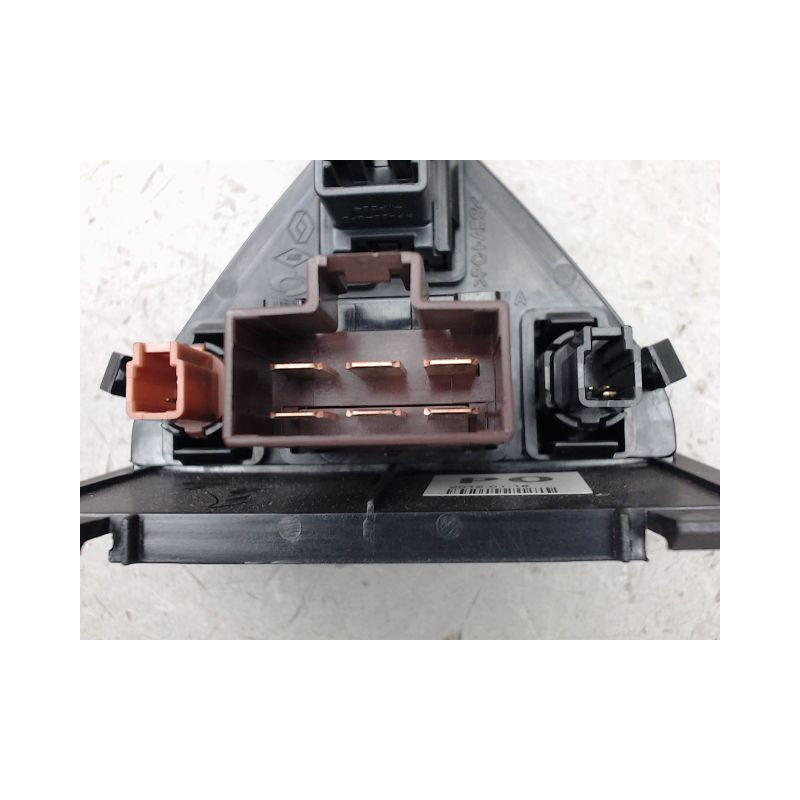 BOUTON DE WARNING RENAULT KOLEOS