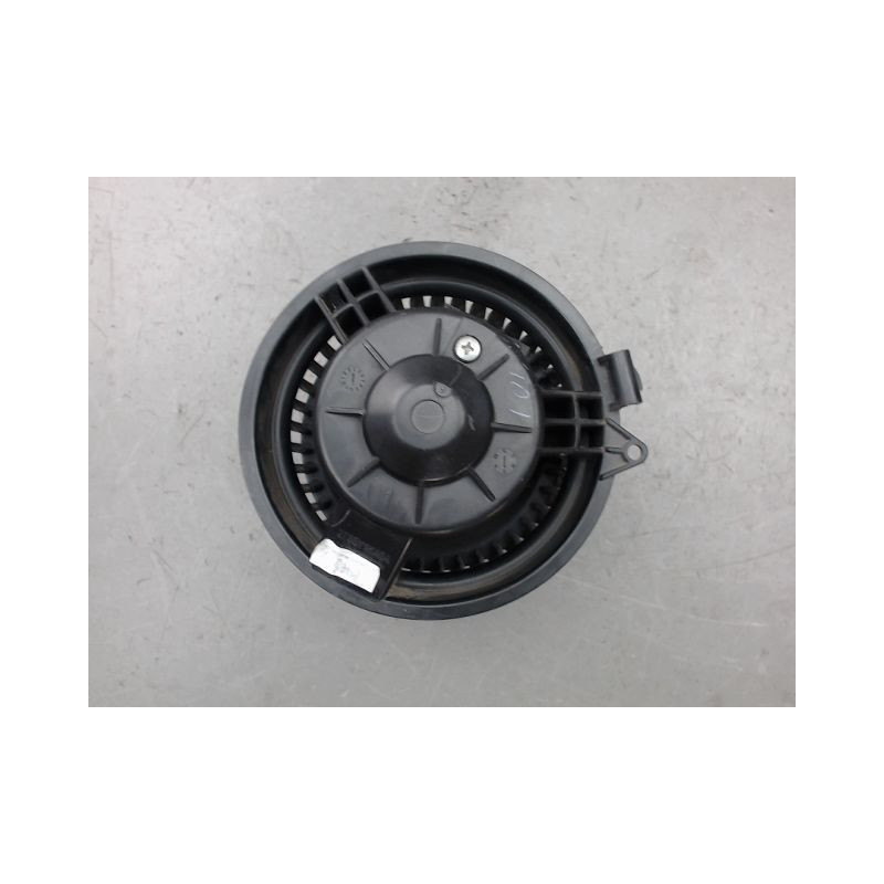 MOTEUR VENTILATEUR CHAUFFAGE NISSAN JUKE