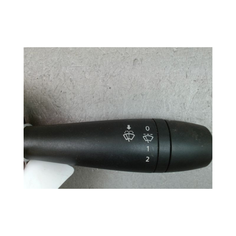 COMMANDE ESSUIE GLACE DACIA LOGAN