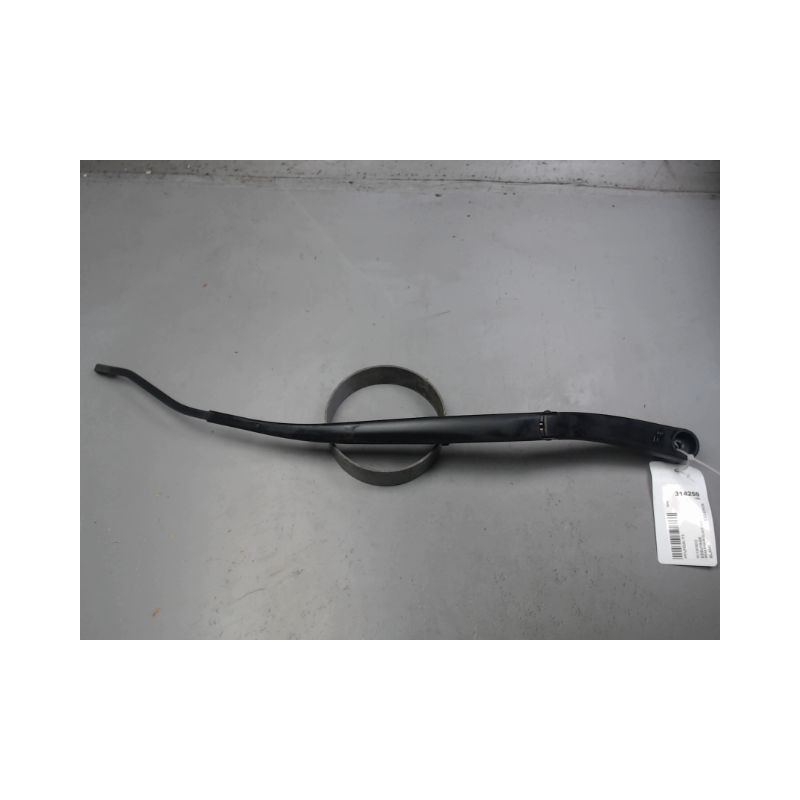 BRAS ESSUIE-GLACE AVANT DROIT HYUNDAI I10