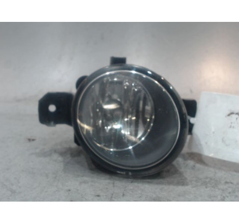 PHARE ANTIBROUILLARD AVD