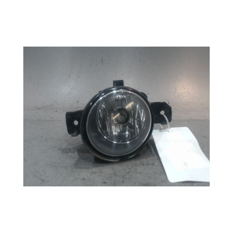 PHARE ANTIBROUILLARD AVANT DROIT RENAULT CLIO