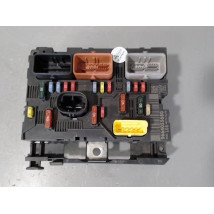 BOITE A FUSIBLES CITROEN C4