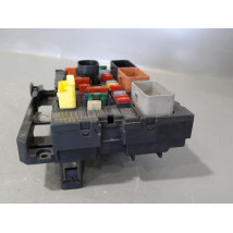 BOITE A FUSIBLES CITROEN C4