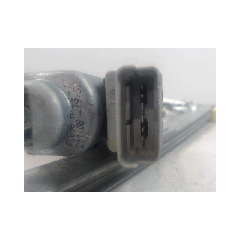 MECANISME+MOTEUR LEVE-GLACE AVANT DROIT PEUGEOT 1007