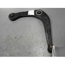 TRIANGLE INFERIEUR AVANT DROIT PEUGEOT 206