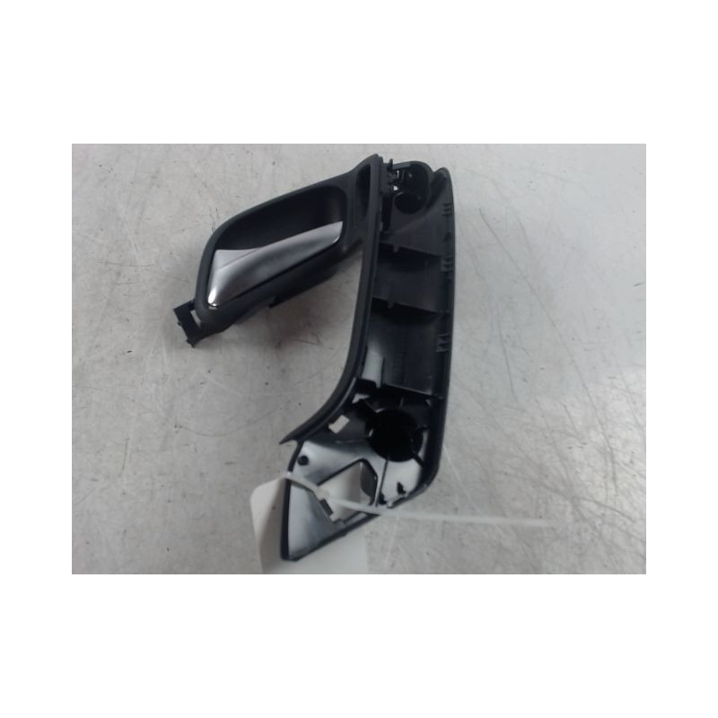 POIGNEE INTERIEURE PORTE AVANT GAUCHE VOLKSWAGEN POLO