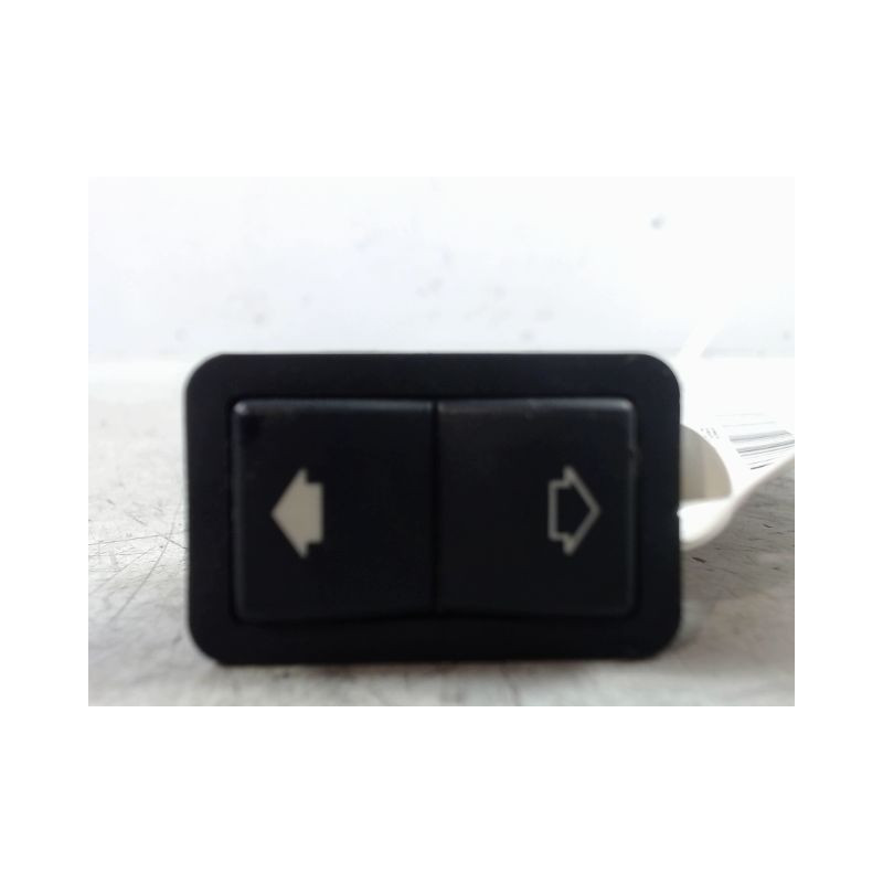 COMMANDE LEVE-GLACE PORTE ARG B.M.W. SERIE 5
