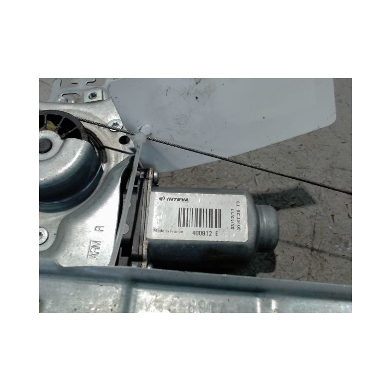 MECANISME+MOTEUR LEVE-GLACE AVANT DROIT PEUGEOT 207 5P