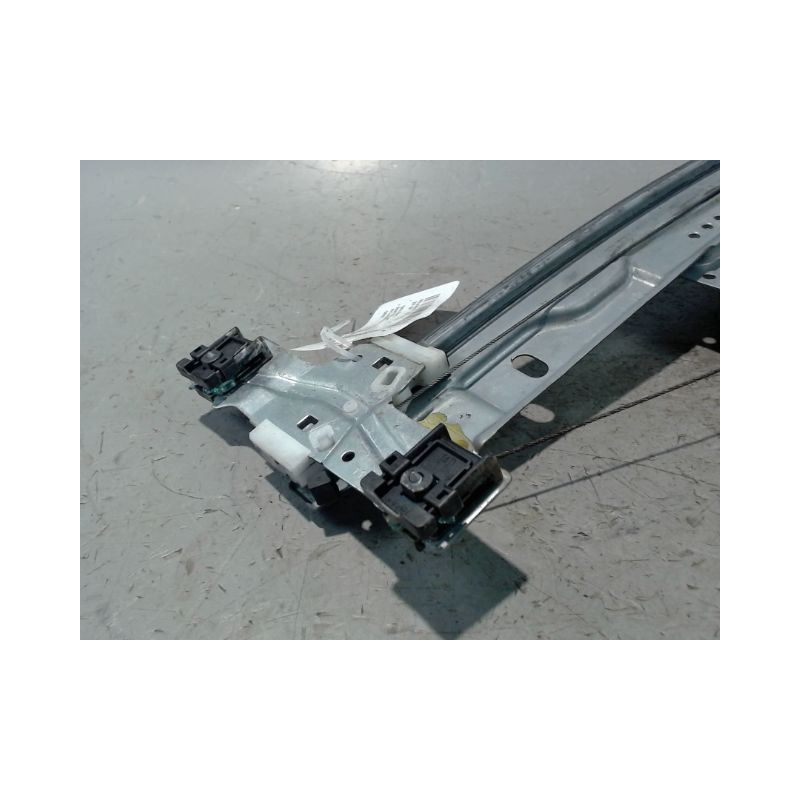 MECANISME+MOTEUR LEVE-GLACE AVANT GAUCHE PEUGEOT 207 5P