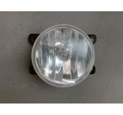 PHARE ANTIBROUILLARD AVG