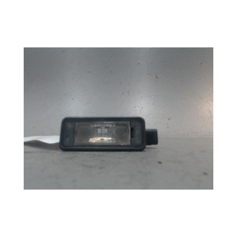 ECLAIREUR PLAQUE DE POLICE GAUCHE PEUGEOT 308