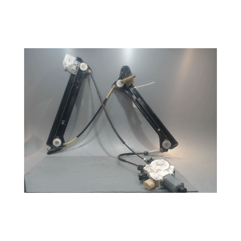 MECANISME+MOTEUR LEVE-GLACE AVANT DROIT B.M.W. SERIE 1