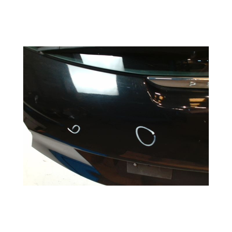 HAYON PEUGEOT 208