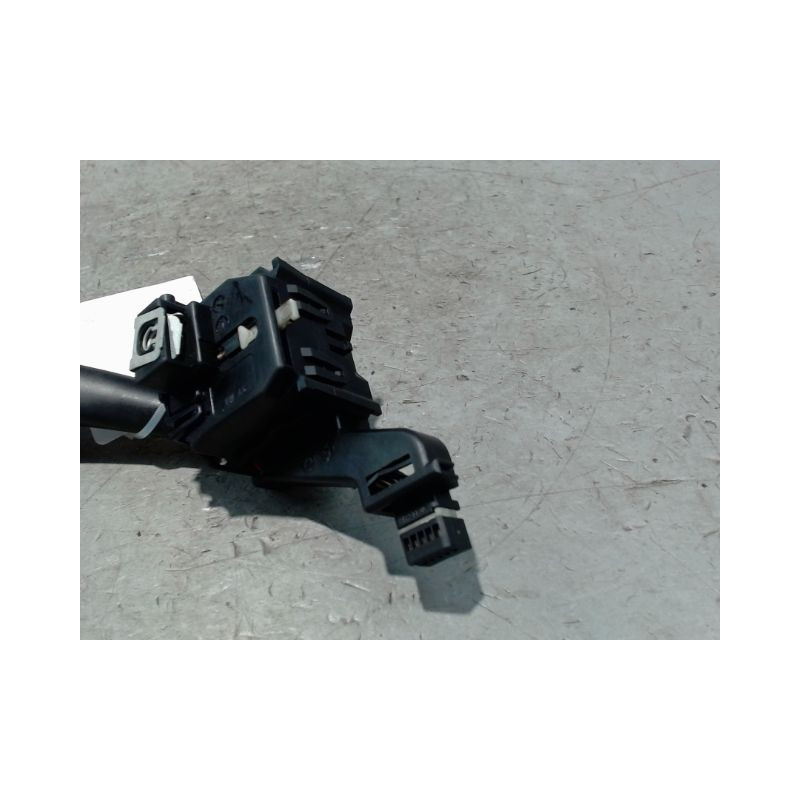 COMMANDE CLIGNOTANT SEAT LEON 2005-