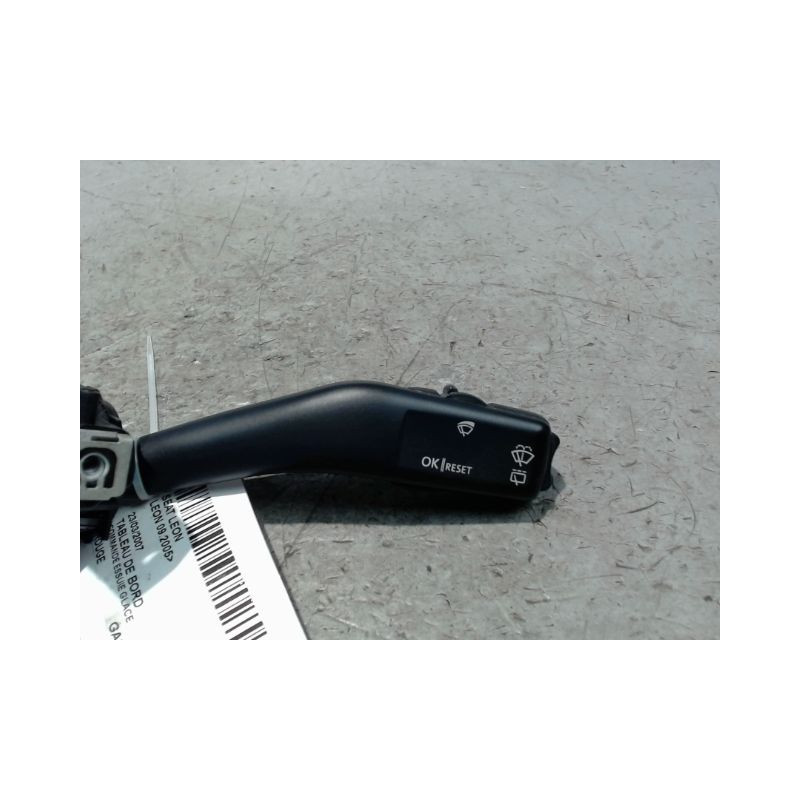 COMMANDE ESSUIE GLACE SEAT LEON 2005-