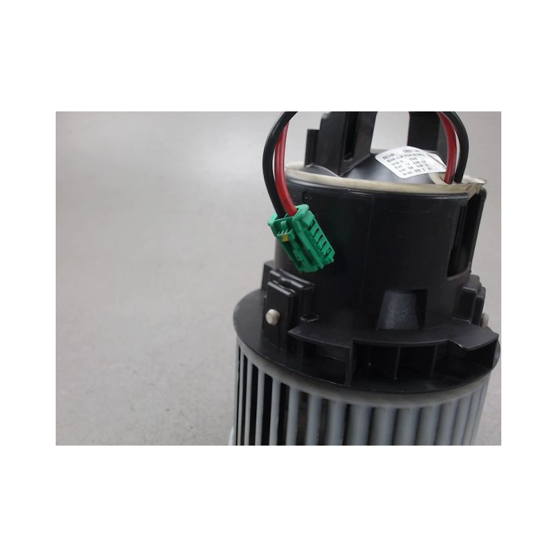 MOTEUR VENTILATEUR CHAUFFAGE PEUGEOT 308
