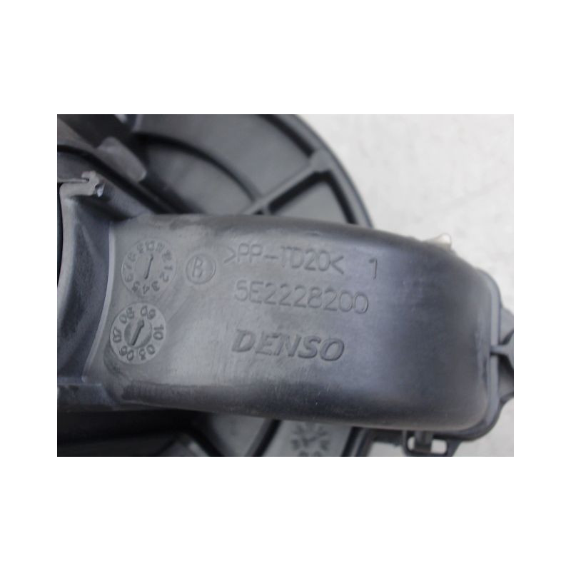 MOTEUR VENTILATEUR CHAUFFAGE CITROEN BERLINGO