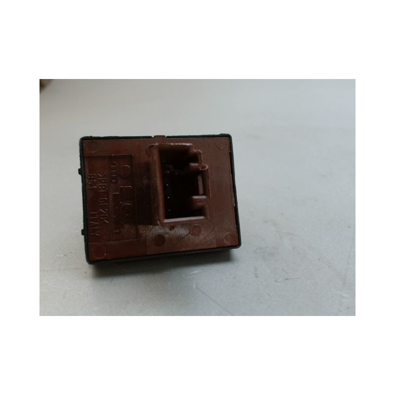 COMMANDE LEVE-GLACE PORTE AVG VOLKSWAGEN POLO