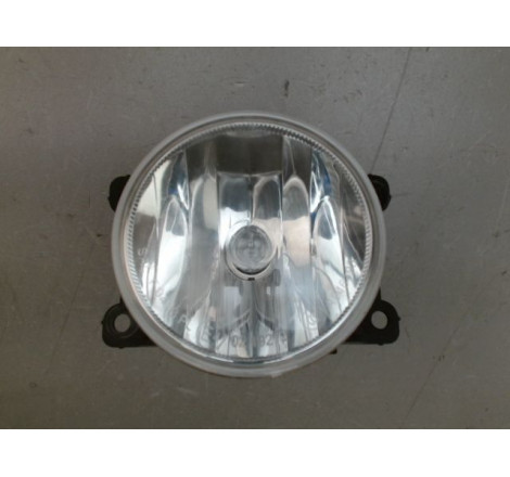 PHARE ANTIBROUILLARD AVD