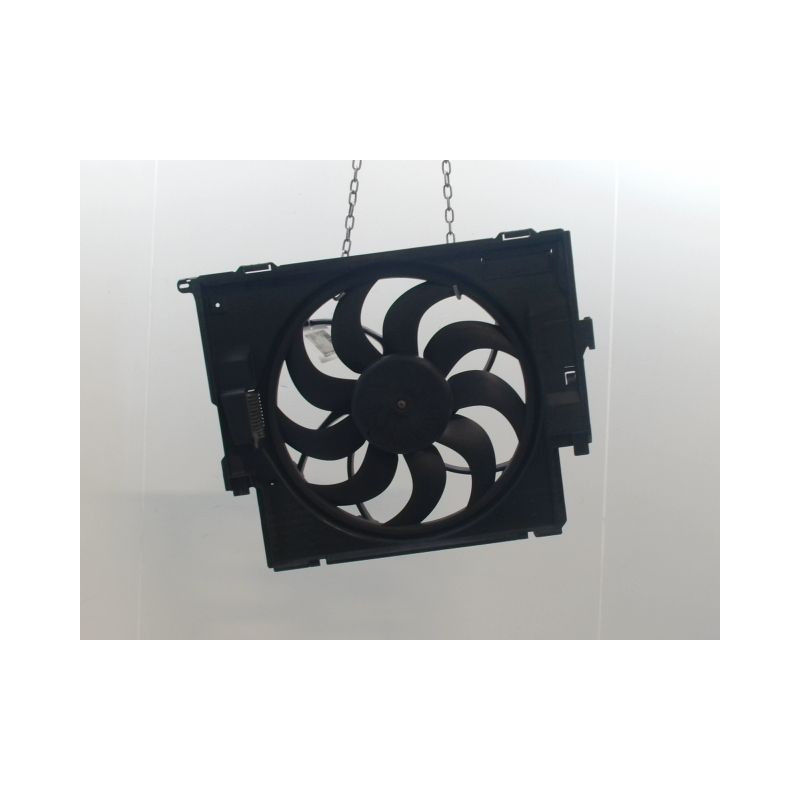 MOTEUR VENTILATEUR RADIATEUR BMW SERIE 1