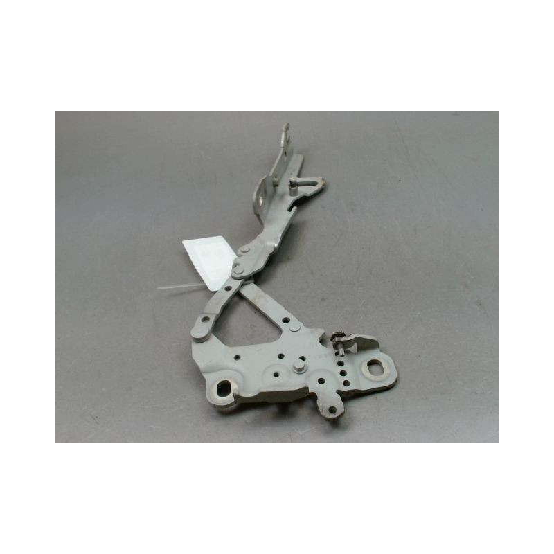 COMPAS GAUCHE CAPOT BMW SERIE 1