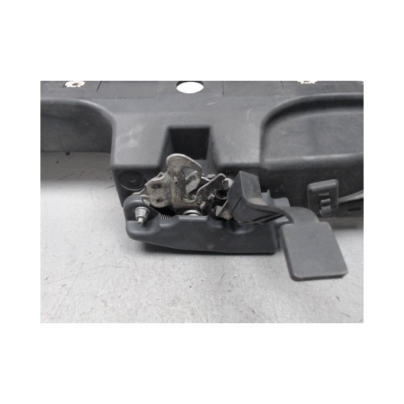 TRAVERSE SUPERIEURE ARMATURE AVANT CITROEN DS5