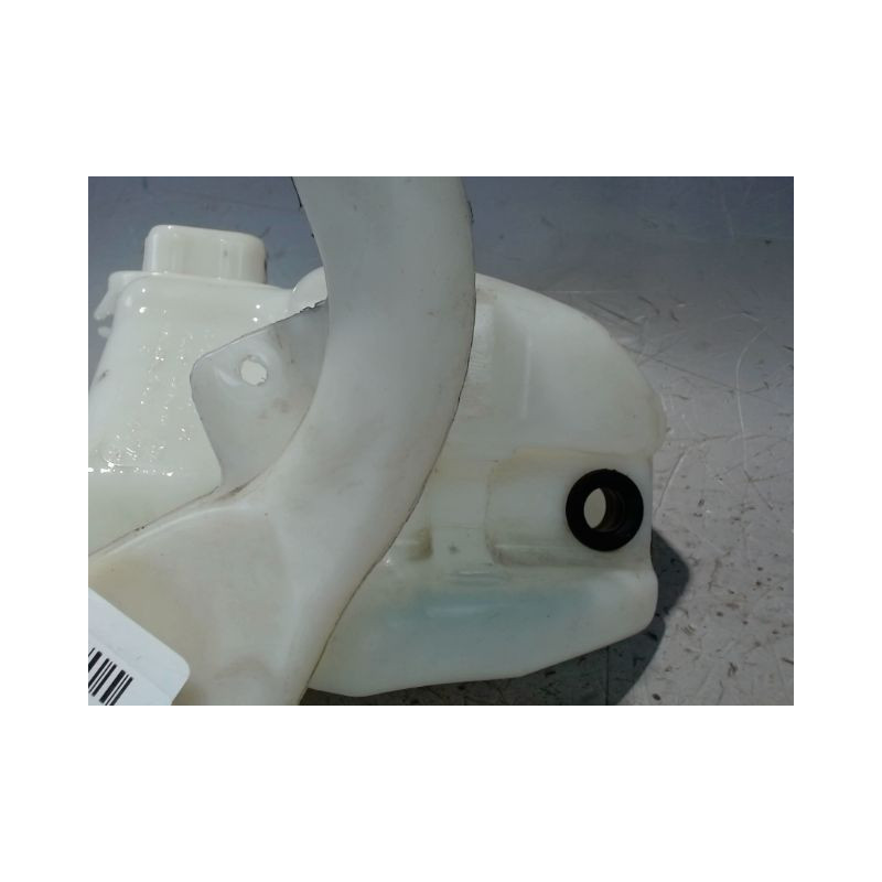 RESERVOIR LAVE-GLACE AVANT PEUGEOT 208